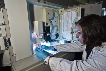 Unidad de Biología Molecular - Equipamiento